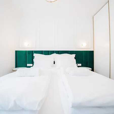 Adria Concept Boutique *