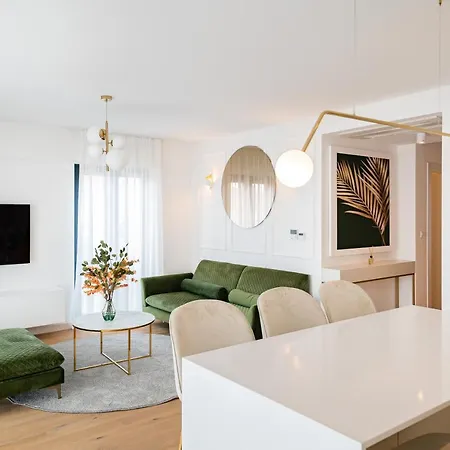 Adria Concept Boutique *