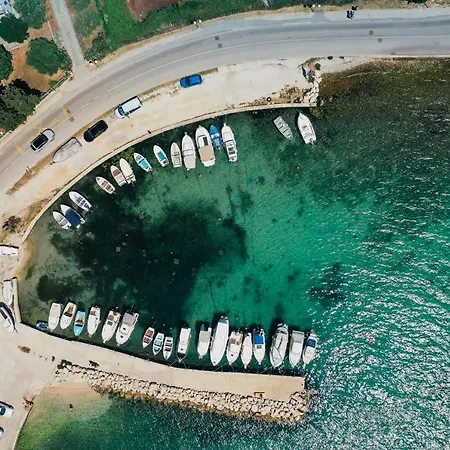 Adria Concept Boutique *