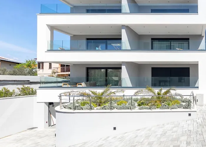 Adria Concept Boutique * Ζαντάρ