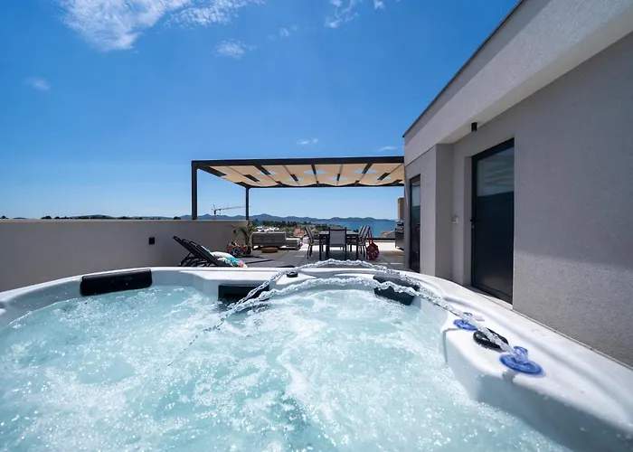 Adria Concept Boutique *